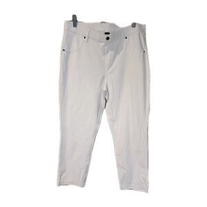 HUE Women's White Leggings NWOT